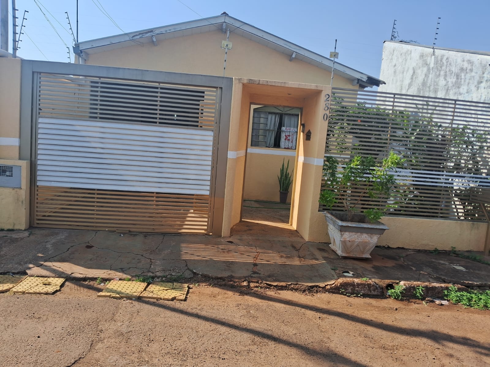 Foto 1 do imóvel LINDA CASA BEM LOCALIZADA NO BAIRRO